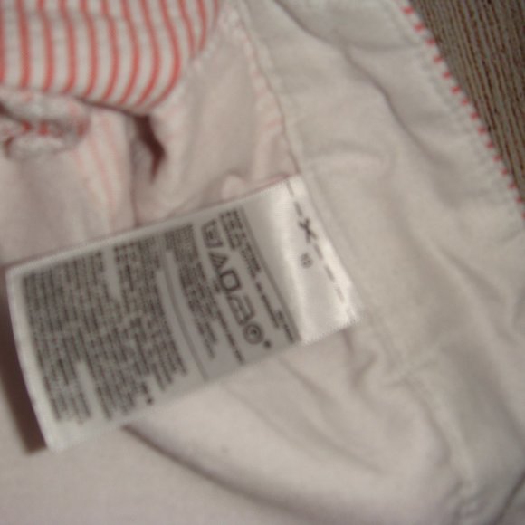 Old Navy Everyday Shorts Candystripe 10 - Picture 3 of 4